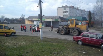 В Переяславі-Хмельницькому поточний ремонт доріг продовжується
