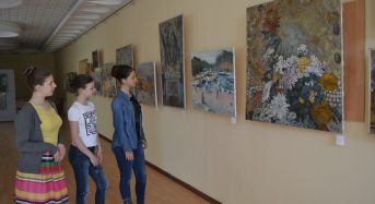 В Переяславі-Хмельницькому відкрилася виставка художників Миколаївщини