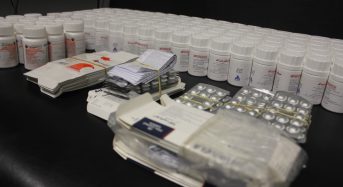 Митники Київщини виявили 340 упаковок прихованих дороговартісних медичних препаратів