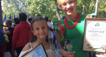 Юна співачка з Переяслава-Хмельницького виграла першу премію на Фестивалі “Золоті чорнобривці” на Черкащині
