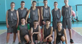 В баскетбольної юнацької команди “Переяслав-01” є шанс на вихід до фіналу