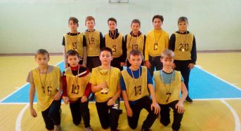 У Переяслав-Хмельницькій ЗОШ №7 відбулися змагання по баскетболу серед юнаків 5-6 класів