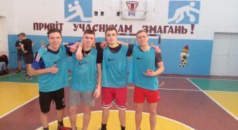 В Переяслав-Хмельницькому  ЦПТО  відбулися традиційні змагання з баскетболу серед юнаків та дівчат