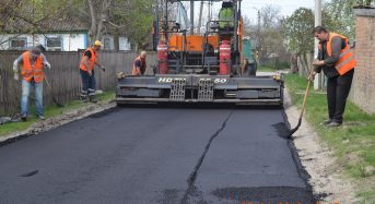 В Переяславі-Хмельницькому продовжуються поточні ремонти доріг на вулицях міста