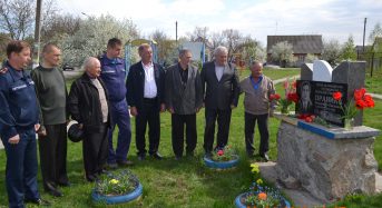 В Переяславі-Хмельницькому ветерани-пожежники та нинішні рятувальники вшанували пам’ять колег-ліквідаторів на ЧАЕС