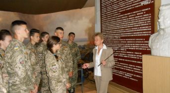 Вихованці переяславського військового ліцею прослухали лекцію «Букринська епопея» в музеї-діорамі