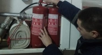 Рятувальники Переяслав-Хмельницького районного сектору провели позапланову перевірку стану пожежної, техногенної  безпеки та цивільного захисту будівлі на території ТОВ «ЕКО»
