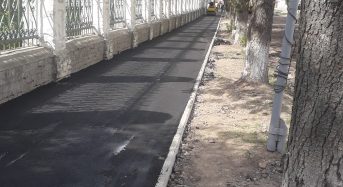 Проводиться капітальний ремонт тротуару по вул. Сковороди