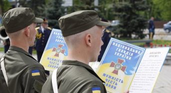 В Україні призиватимуть в армію з 18 років – указ президента