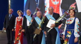 Міський голова нагородив Почесних жителів Переяславської громади