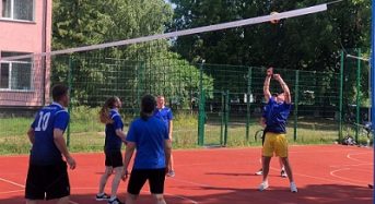 Команди з трьох громад Київщини взяли участь у турнірі з волейболу до Дня Незалежності