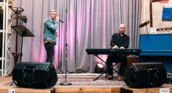 Гурт «Фіолет» зіграв затишний піаноакустичний сет у Переяславі: як це було (фото)