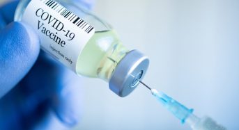 Чи можна під час візиту вводити вакцини проти COVID-19 та грипу (або інші) одночасно?