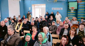 «Дороги, сміття, гроші та ЗМІ»: відбулись громадські слухання у Гайшинському старостинському окрузі