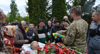 Переяслав попрощався з Вадимом Кутовим, який добровольцем пішов захищати Україну з перших днів війни