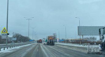 Руслан Кравченко: На Київщині задіяно 220 одиниць техніки для розчищення автошляхів