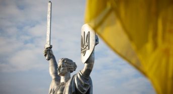Віримо у перемогу та підтримуємо вступ до ЄС: які настрої українців після двох років повномасштабної війни