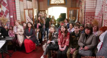 “Вишиваємо перемогу” у Переяславі: у музеї рушника провели культурно-патріотичний захід з нагоди свята