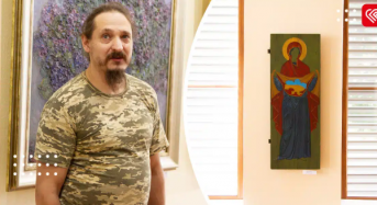 Позивний «Художник»: у Переяславі відкрили виставку митців, які захищають Україну