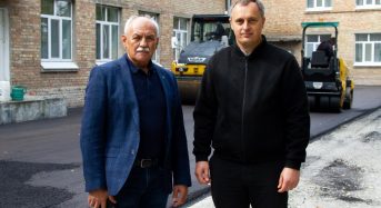 На території Переяславської БЛІЛ розпочали роботи з укладання асфальтного покриття