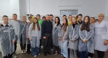 Цикл екскурсій «Кар’єра та можливості у Переяславі: погляд зсередини» продовжується: учні 9 класу Переяславського ліцею імені Володимира Мономаха відвідали ТОВ «МИЗА» (ТМ «Переяслав Хліб»)