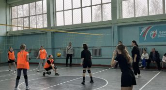 Відбулися змагання з волейболу серед учнів 5–9 класів у рамках ІІ етапу Всеукраїнських змагань шкільних ліг «Пліч-о-пліч. Переможемо разом»