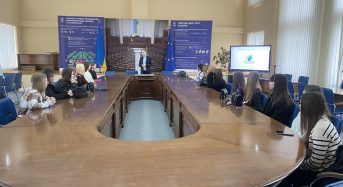 Вихованці гуртка «Міська Рада Дітей Переяслава» стали учасниками просвітницького заходу у Освітньому центрі Верховної Ради України