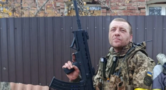 Поранений український піхотинець вийшов із полону та переконав здатися двох росіян. Мова йде про нашого земляка “Позитива”