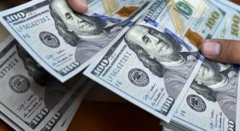 Рекордний долар: чому слабшає гривня і що буде з курсом далі