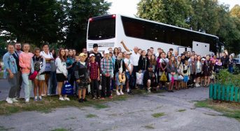 57 діток з Переяславської громади сьогодні провели на відпочинок