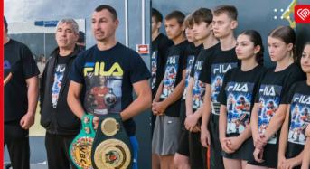 Чемпіон світу з боксу Віктор Постол провів відкрите тренування у Переяславі